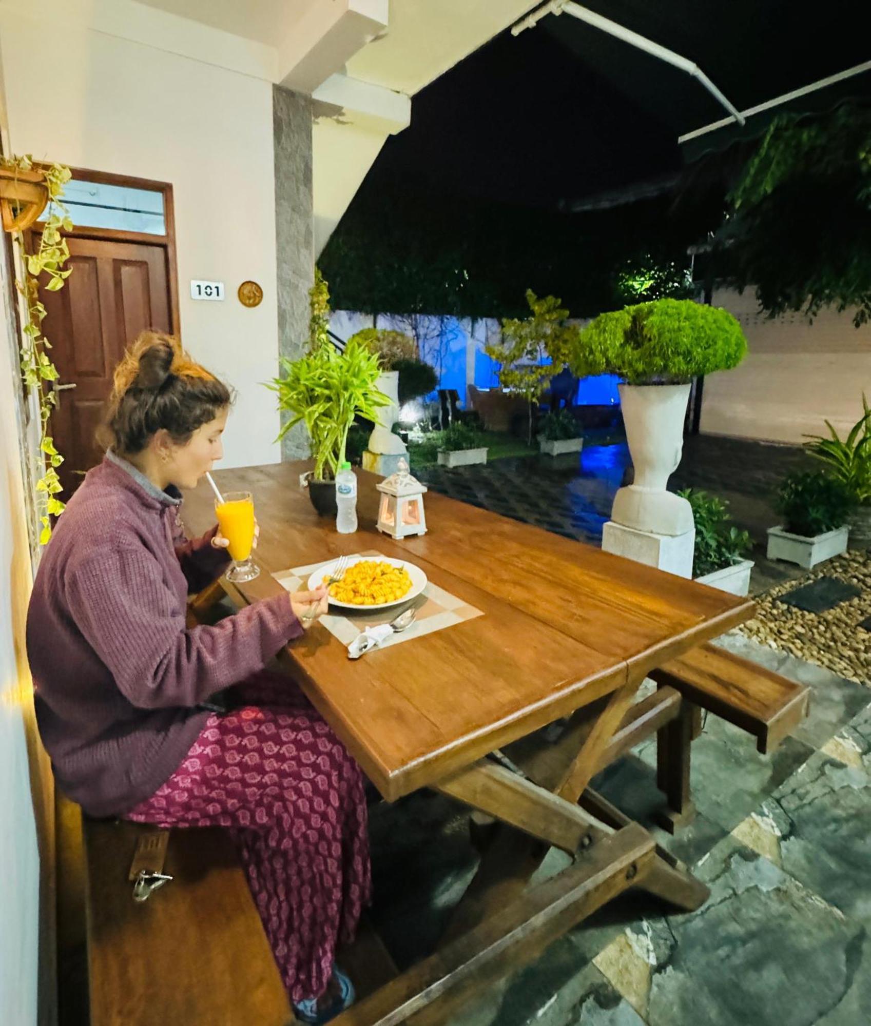 Airport J Dream Resort Dewamottawa Εξωτερικό φωτογραφία