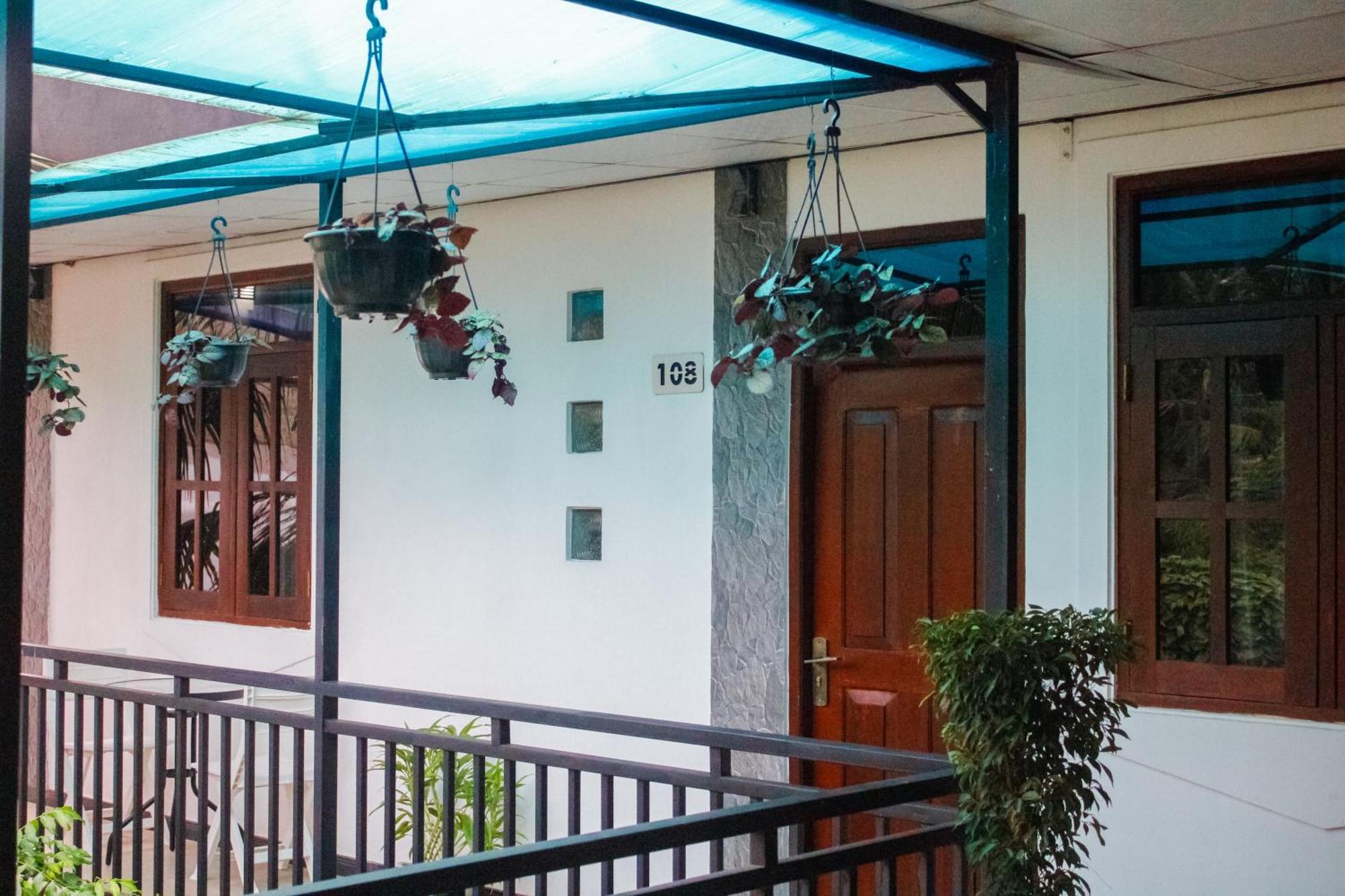 Airport J Dream Resort Dewamottawa Εξωτερικό φωτογραφία
