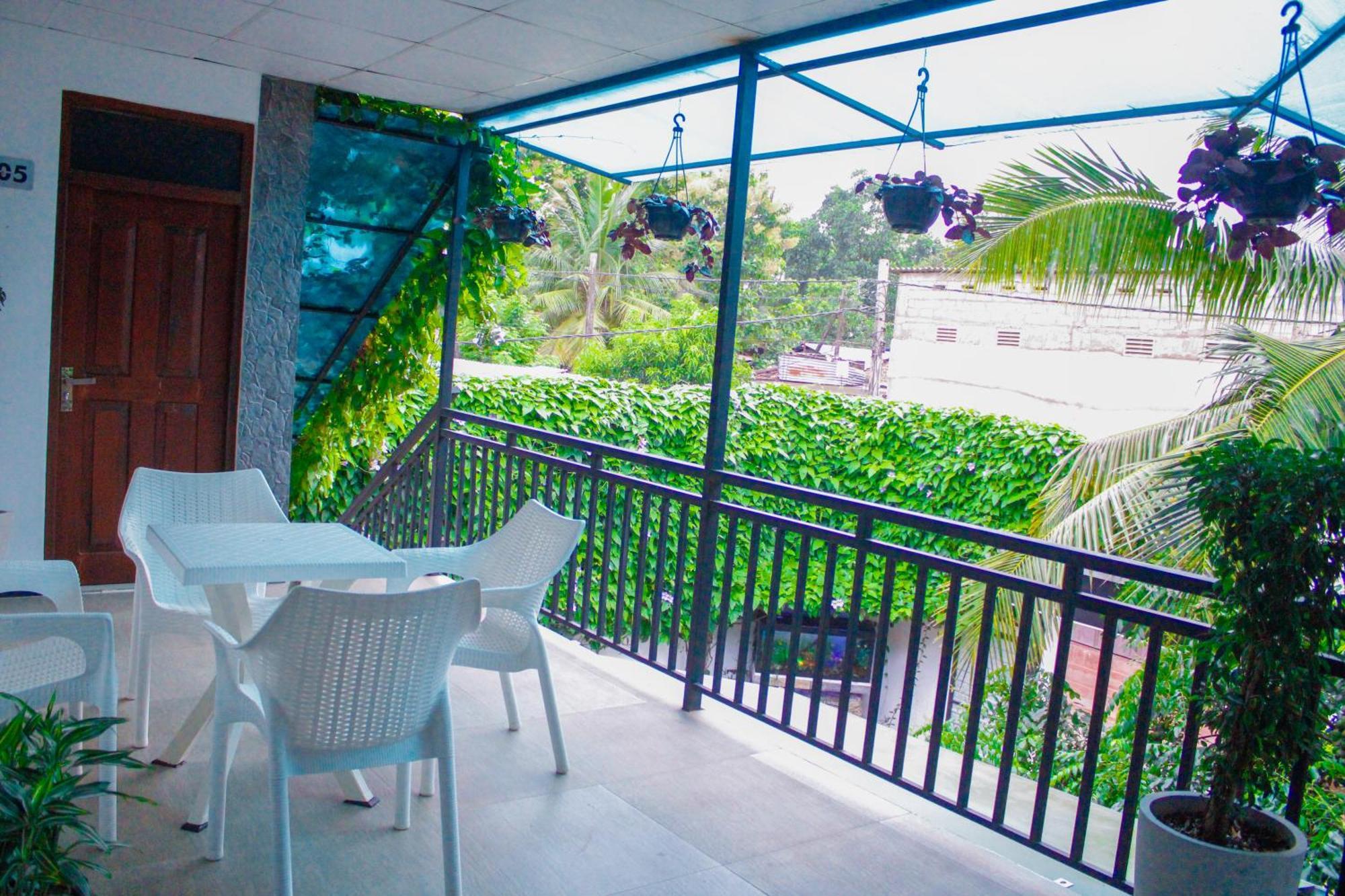 Airport J Dream Resort Dewamottawa Εξωτερικό φωτογραφία